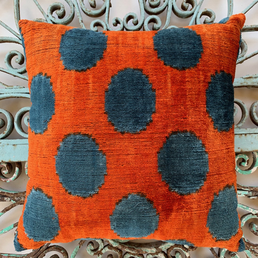 Handwoven Velvet Cushion-Vel002