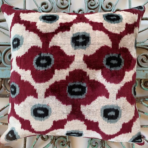 Velvet / Ikat Cushion-Vik005