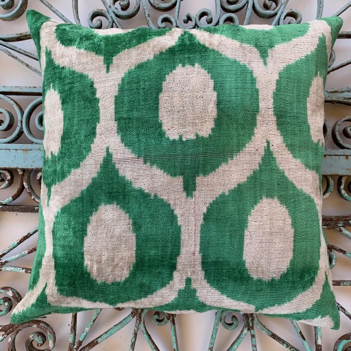 Velvet / Ikat Cushion-Vik010