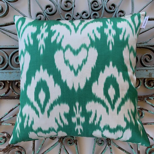 Velvet / Ikat Cushion-Vik012