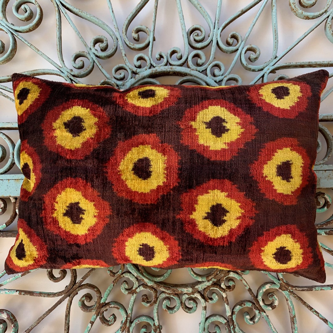 Velvet Cushion-Vec003