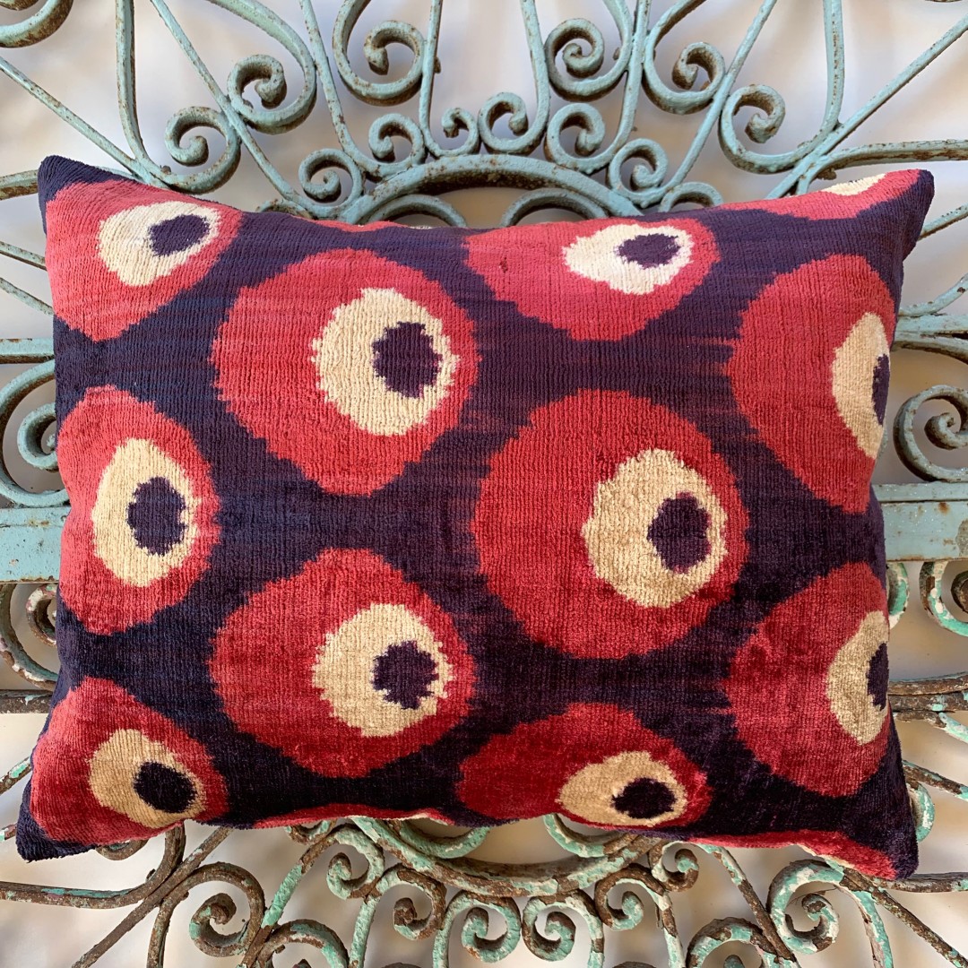 Velvet Cushion-Vec004