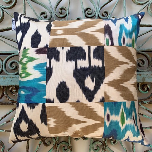 Ikat Silk Cushion-Ikt004