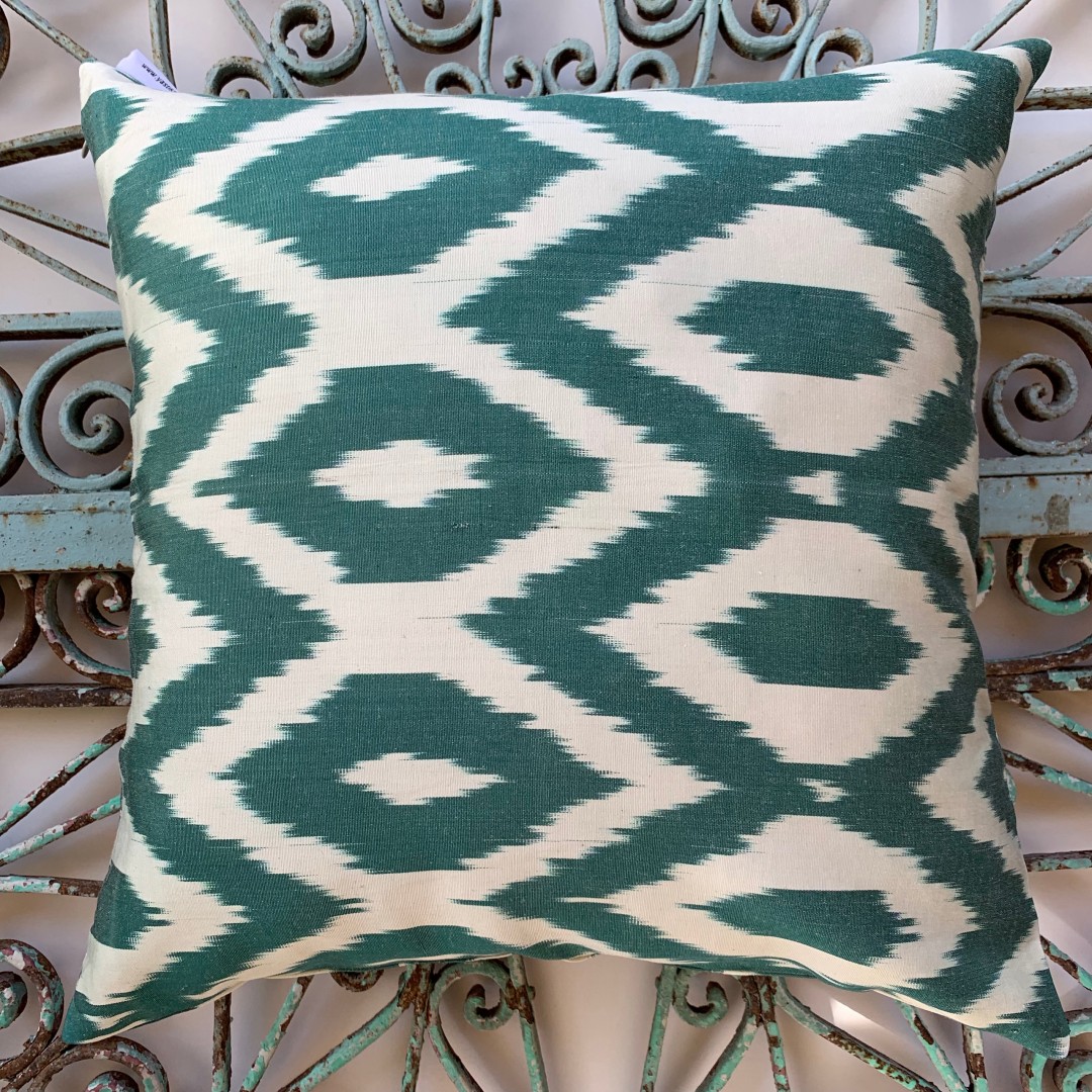 Ikat Silk Cushion-Ikt005