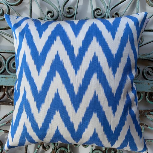 Ikat Silk Cushion-Ikt008