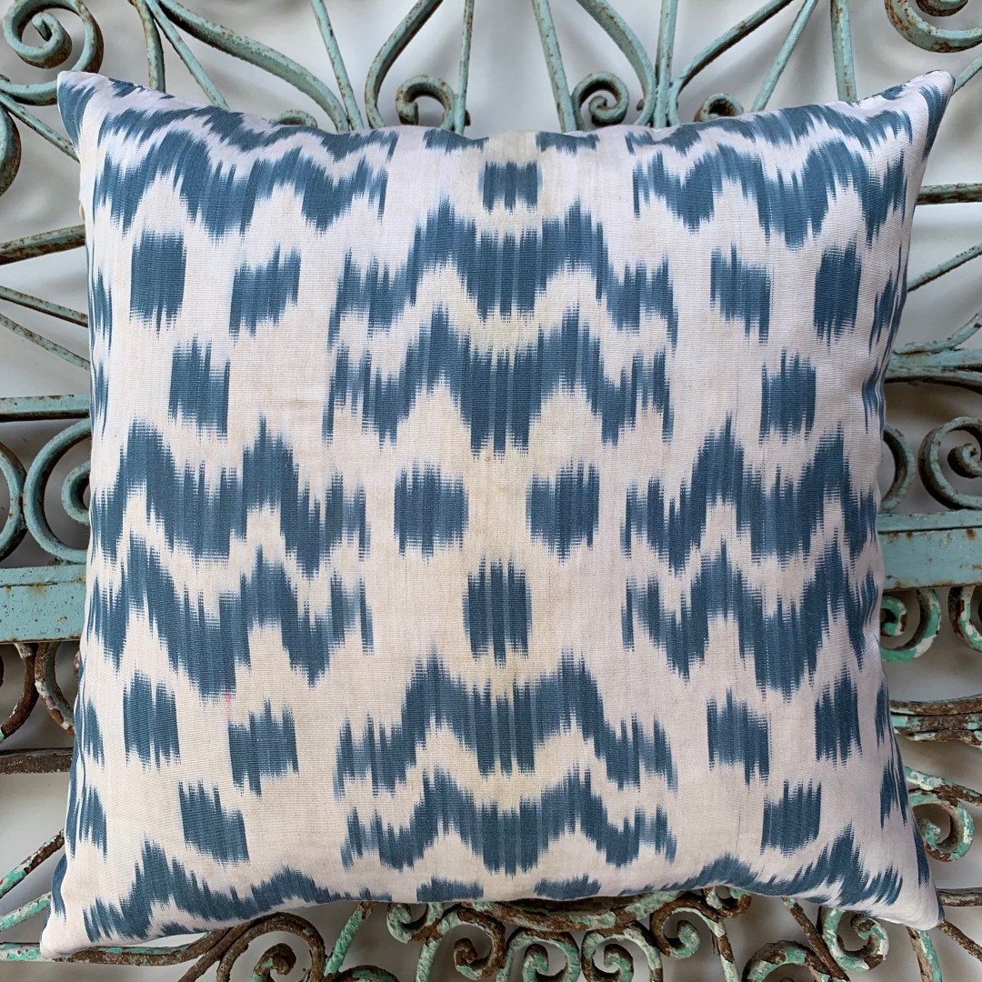 Ikat Silk Cushion-Ikt012