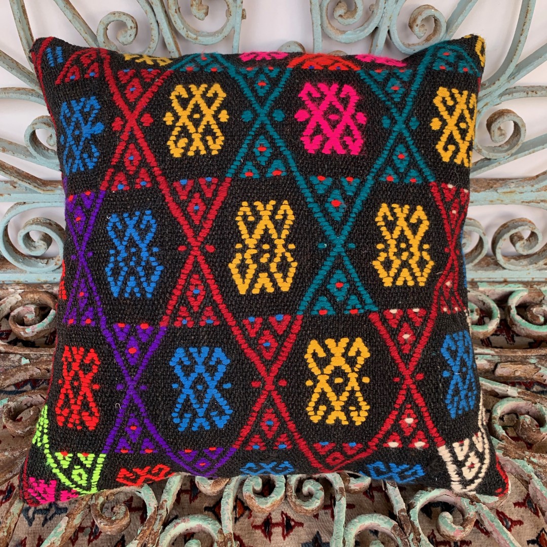 Vintage Kilim Cushion-Klm028