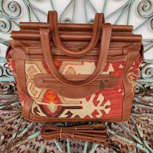 El Yapımı Deri Kilim Çanta BAG003