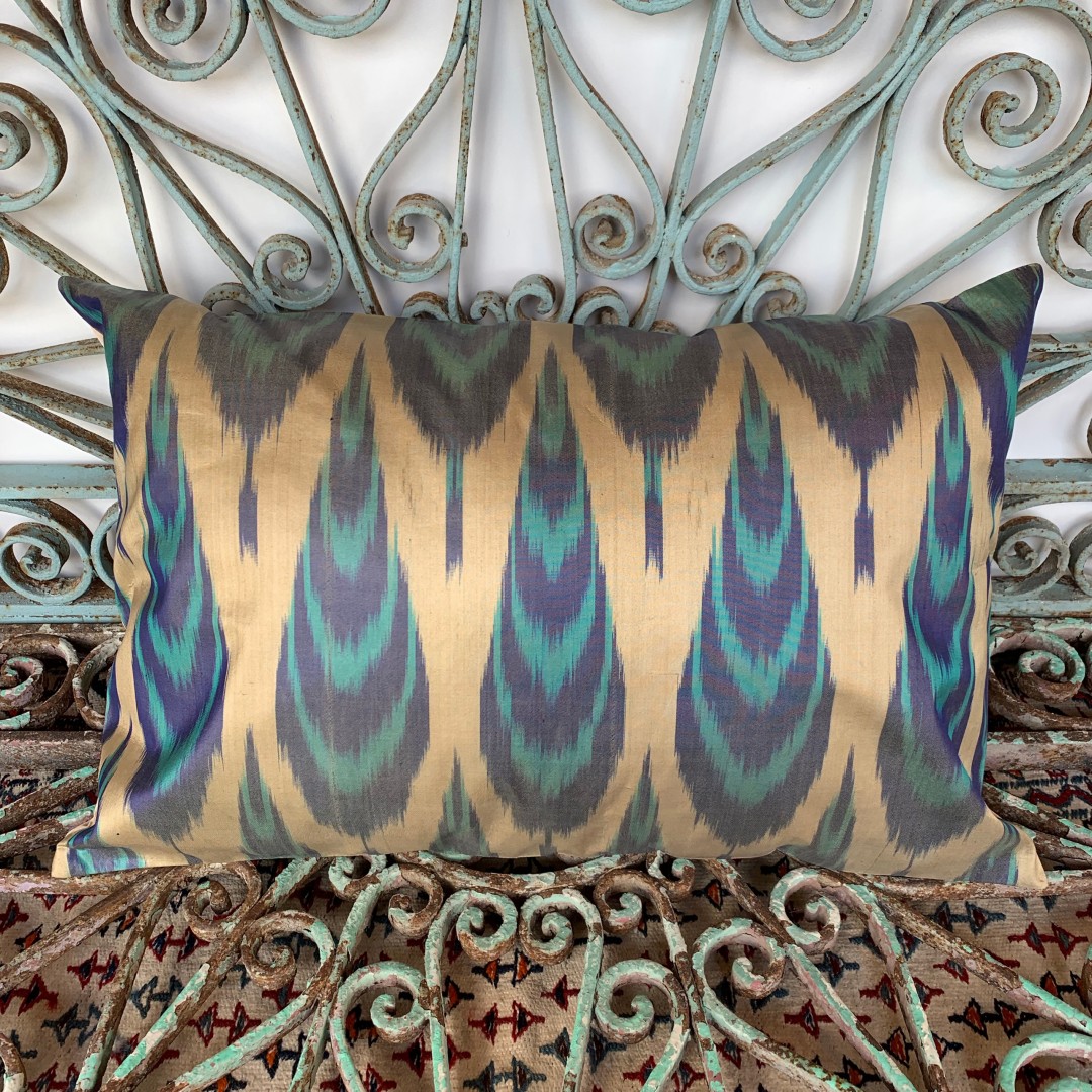 Ikat Silk Cushion-Ikt019